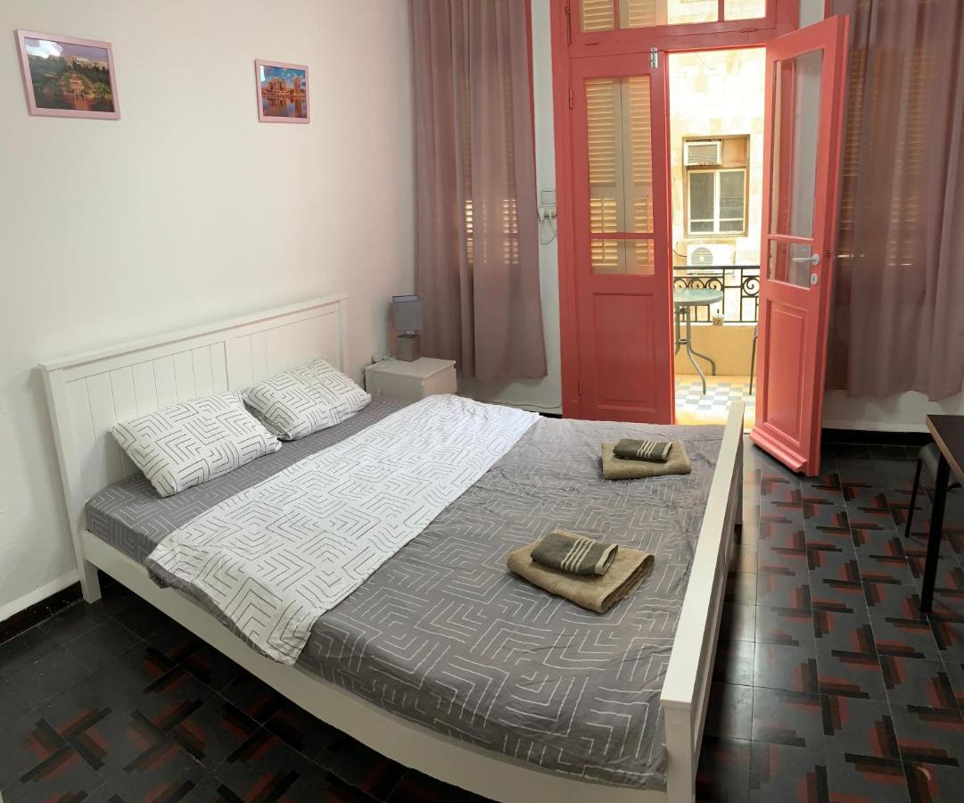 Apartments Comfy - For A Quiet Family Holiday ハイファ エクステリア 写真