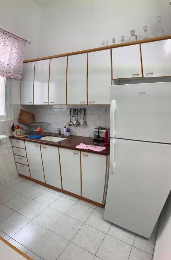 Apartments Comfy - For A Quiet Family Holiday ハイファ エクステリア 写真