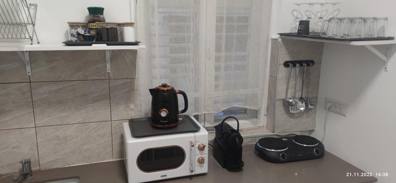 Apartments Comfy - For A Quiet Family Holiday ハイファ エクステリア 写真
